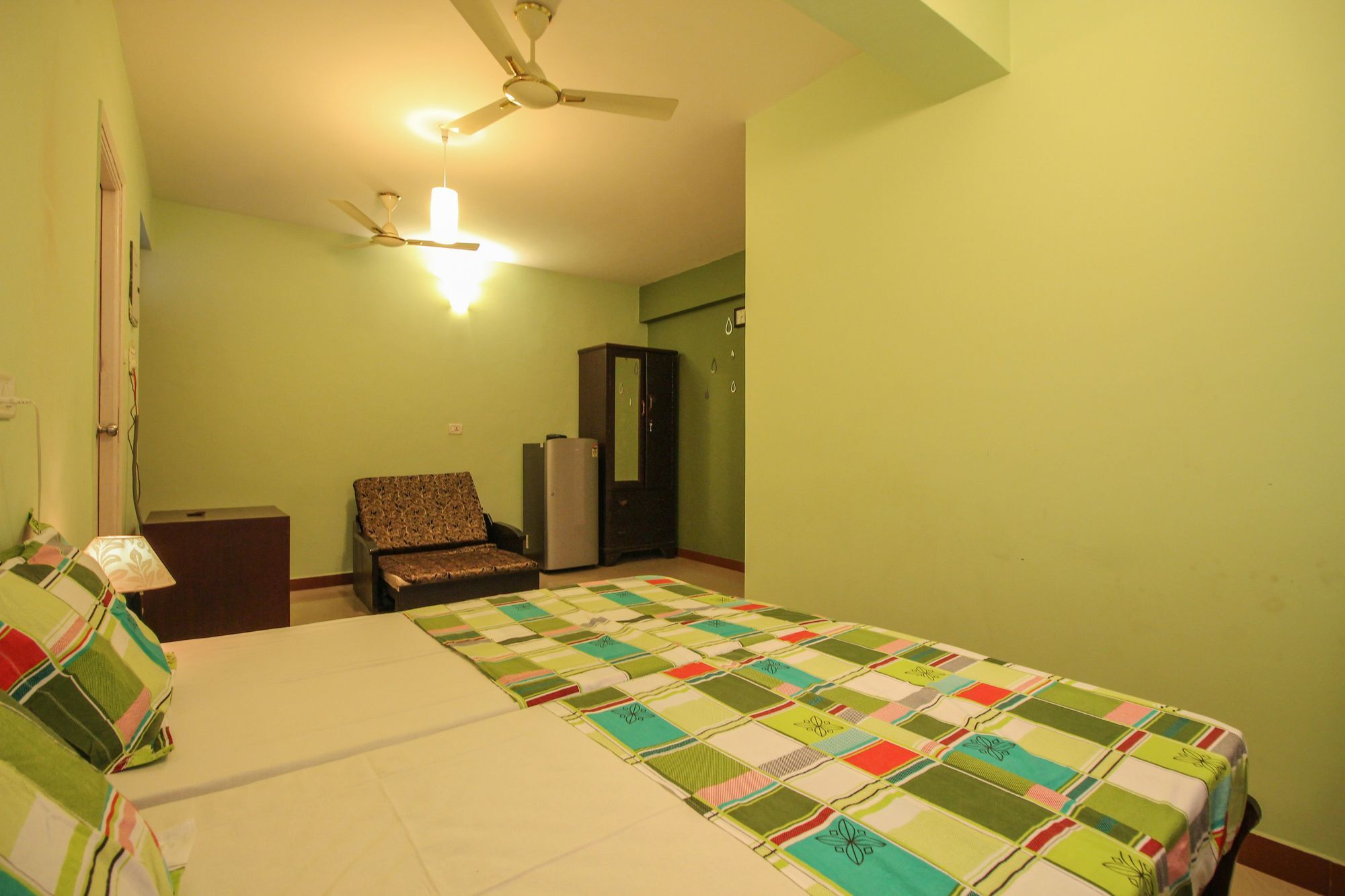 Oyo 9876 Home Luxurious 5Bhk Porvorim Exterior foto