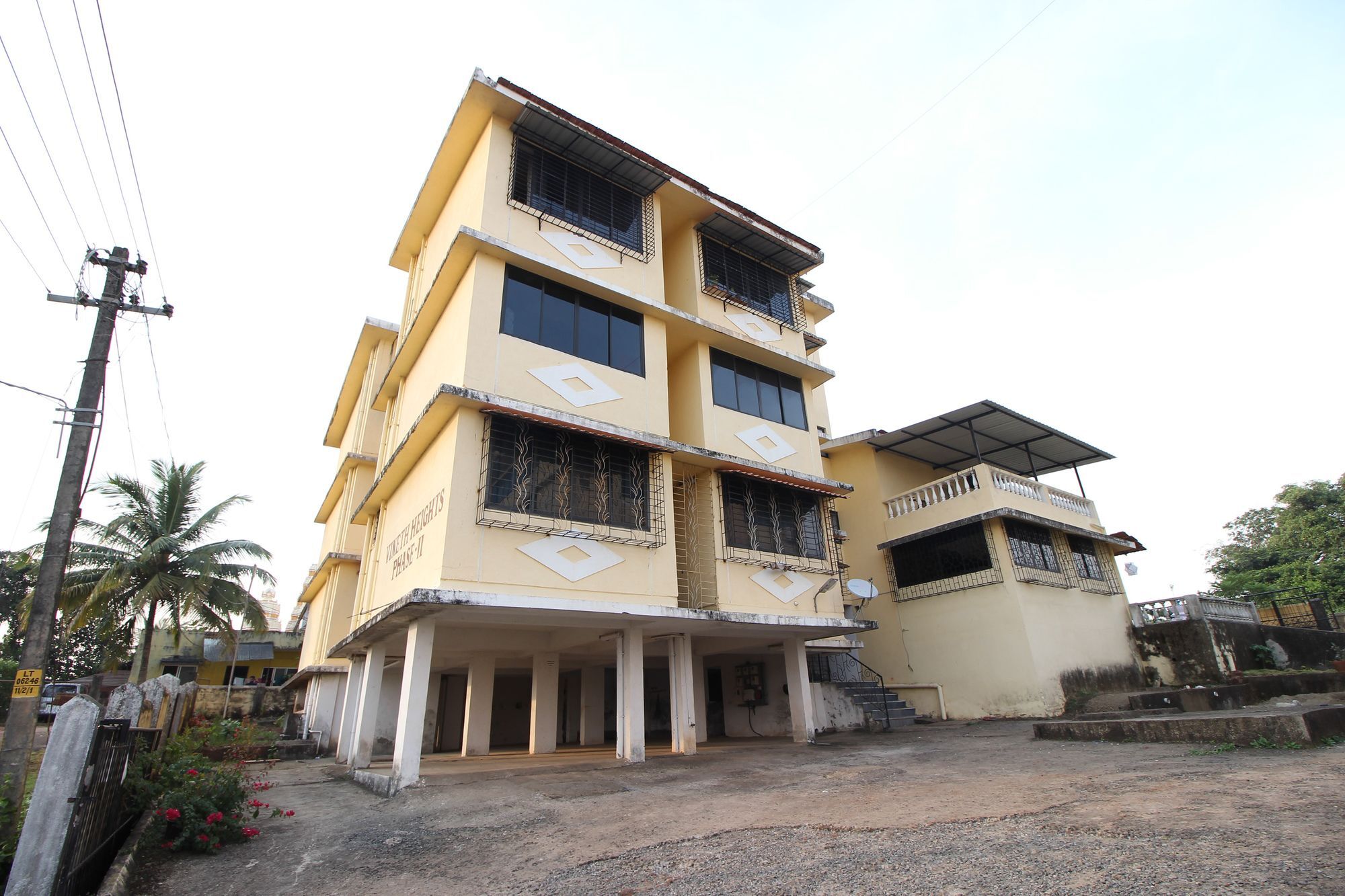 Oyo 9876 Home Luxurious 5Bhk Porvorim Exterior foto